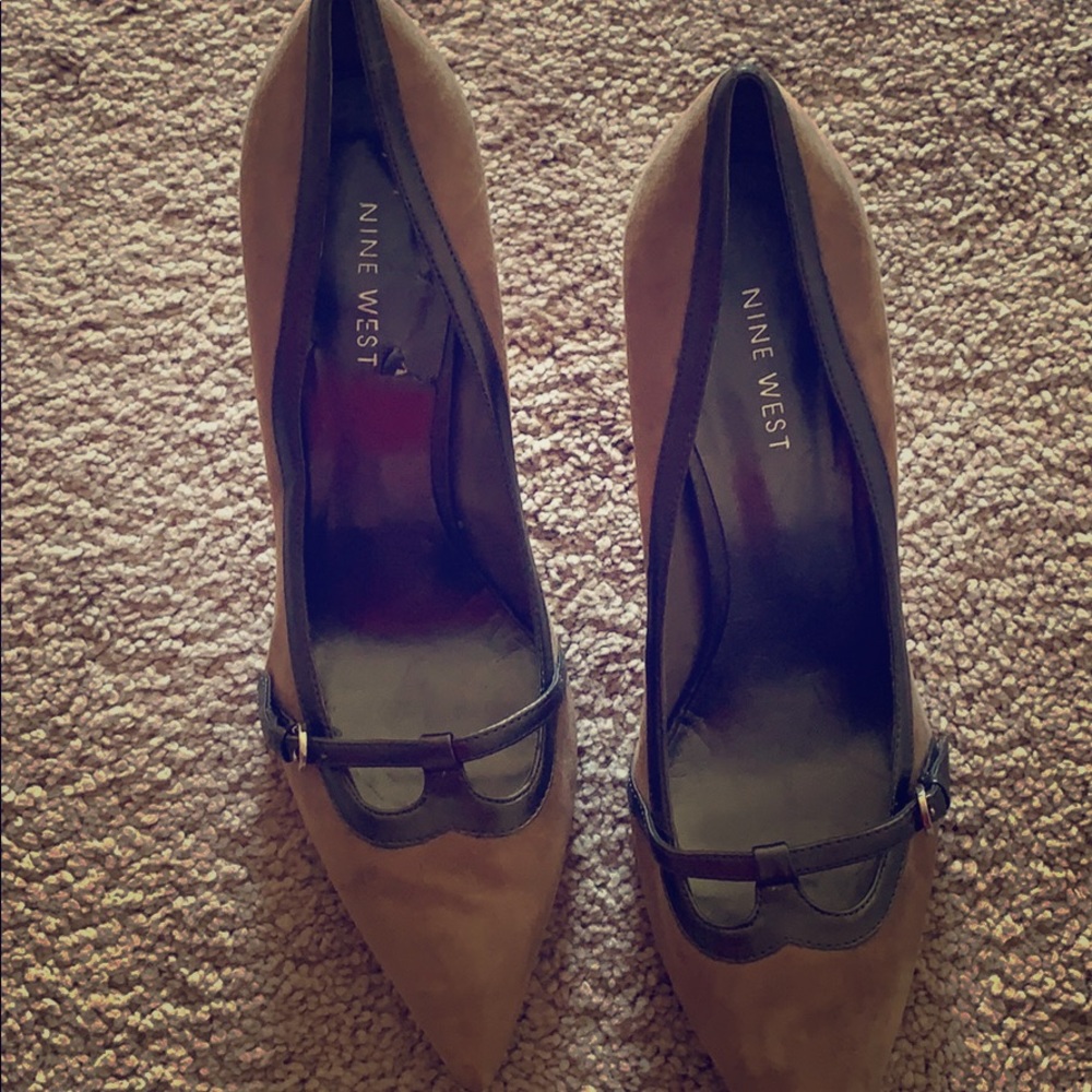 Size 7.5 Nine West brown heel